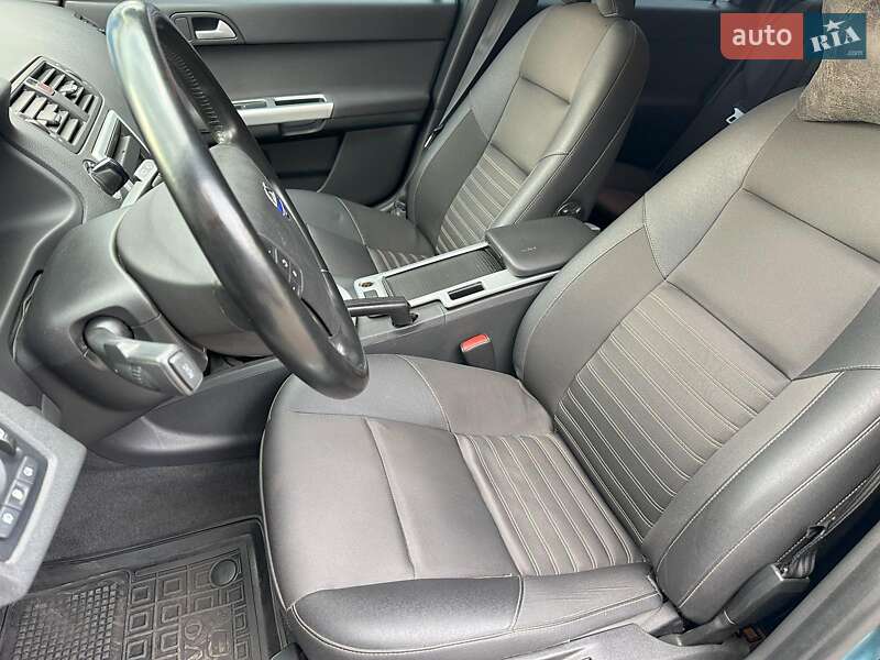 Универсал Volvo V50 2010 в Одессе