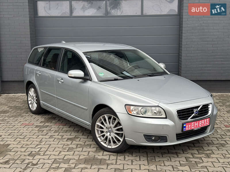 Volvo V50 2009