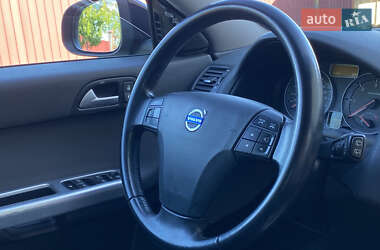 Универсал Volvo V50 2010 в 