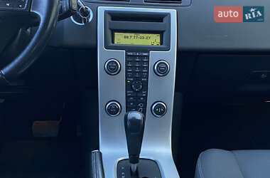 Универсал Volvo V50 2010 в 
