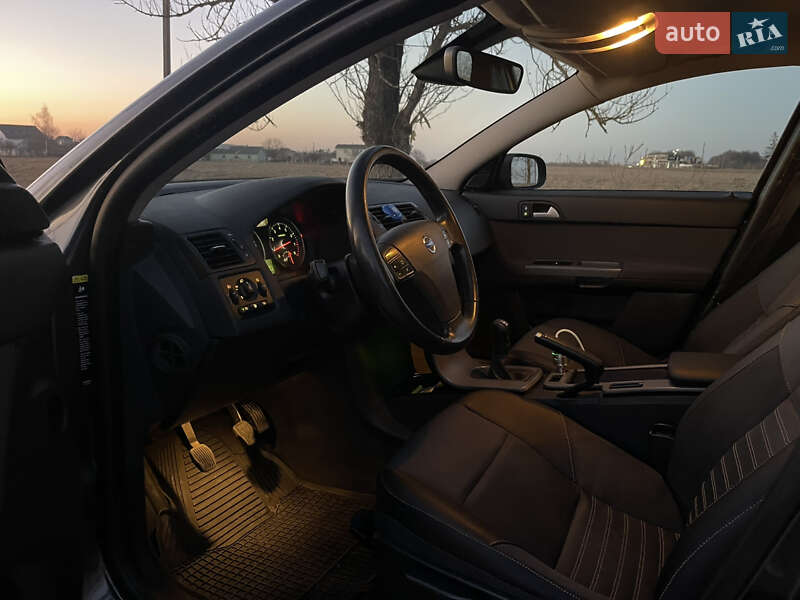 Універсал Volvo V50 2008 в Івано-Франківську