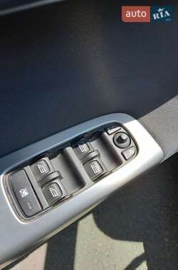 Универсал Volvo V50 2009 в 
