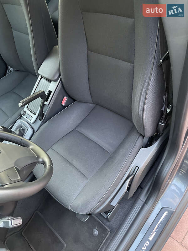Універсал Volvo V50 2010 в Рівному