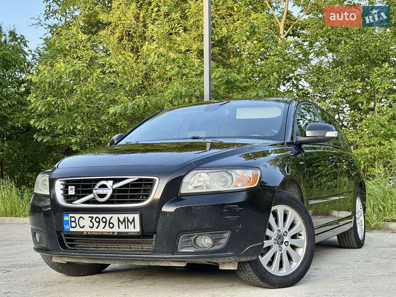 Универсал Volvo V50 2010 в Дрогобыче