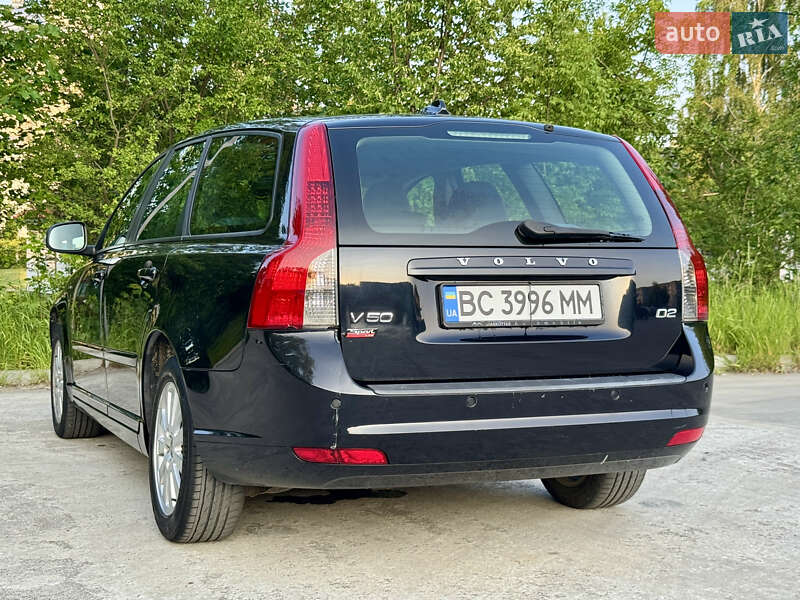 Универсал Volvo V50 2010 в Дрогобыче