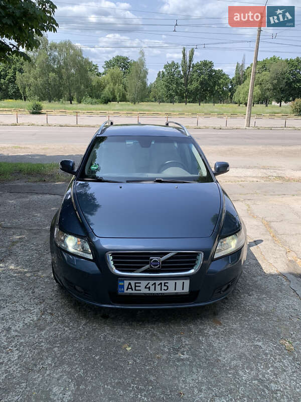 Volvo V50 2009