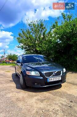 Універсал Volvo V50 2009 в Саврані