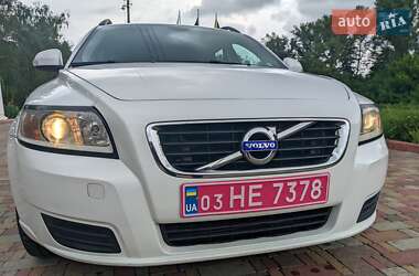 Универсал Volvo V50 2010 в 