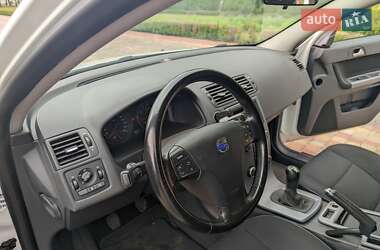 Универсал Volvo V50 2010 в 
