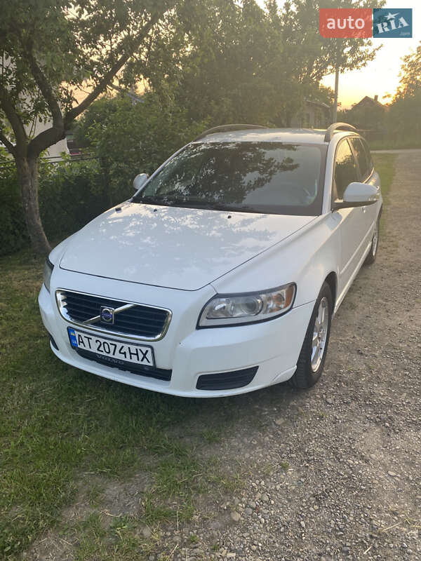 Volvo V50 2010