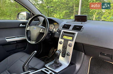 Универсал Volvo V50 2010 в 
