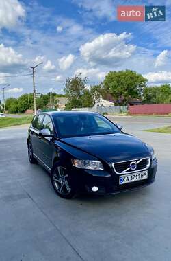 Универсал Volvo V50 2011 в Барышевке
