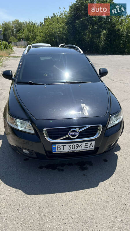 Универсал Volvo V50 2012 в 