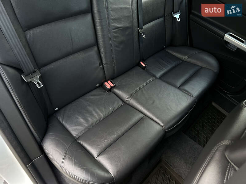 Універсал Volvo V50 2012 в Радивиліві