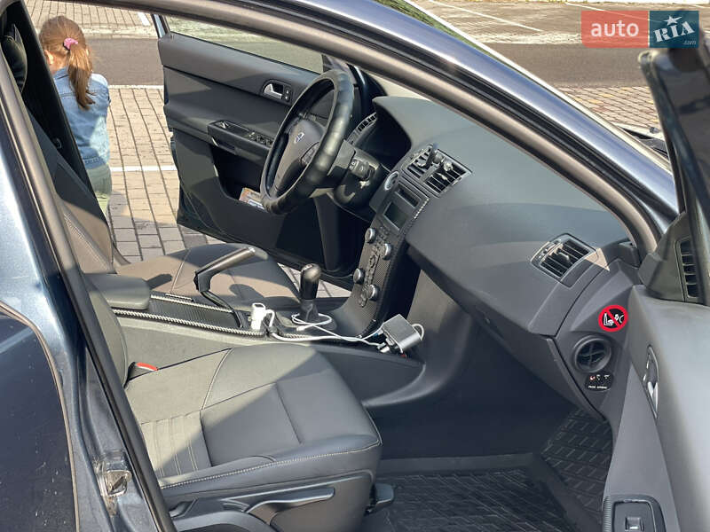 Универсал Volvo V50 2009 в Луцке