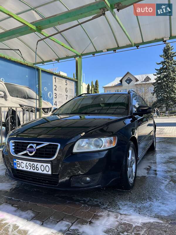 Универсал Volvo V50 2010 в Жидачове