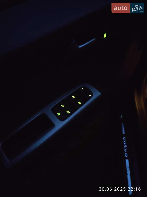 Универсал Volvo V50 2008 в Стрые фото 41 Универсал Volvo V50 2008 в Стрые