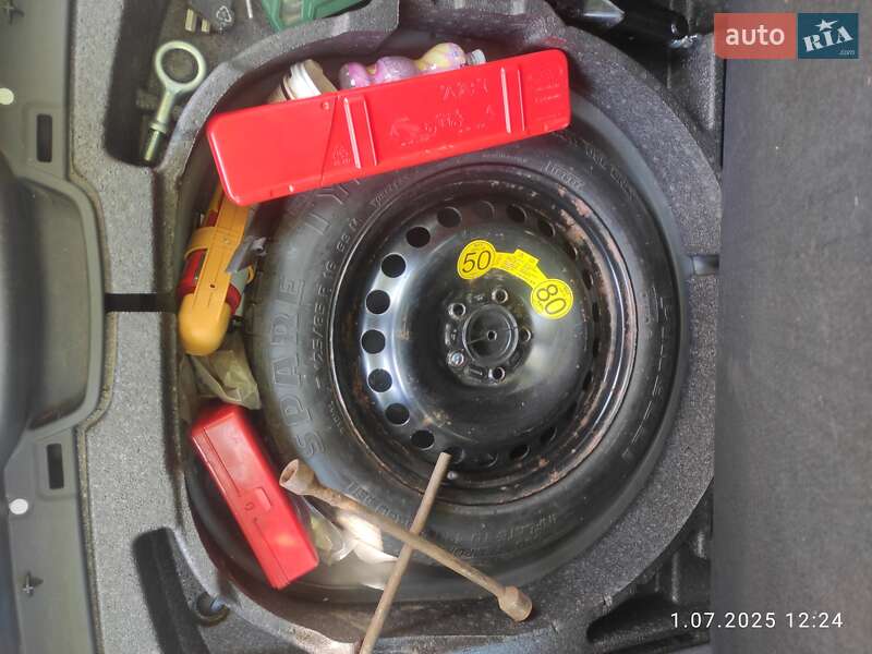 Универсал Volvo V50 2008 в Стрые фото 54 Универсал Volvo V50 2008 в Стрые