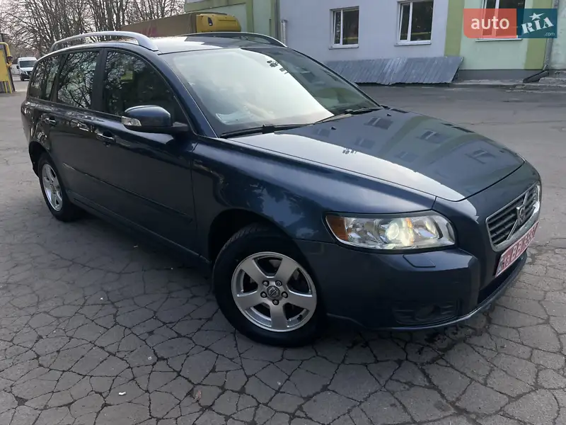 Volvo V50