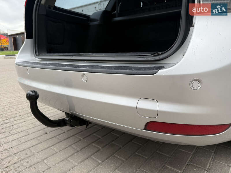 Універсал Volvo V50 2011 в Рівному