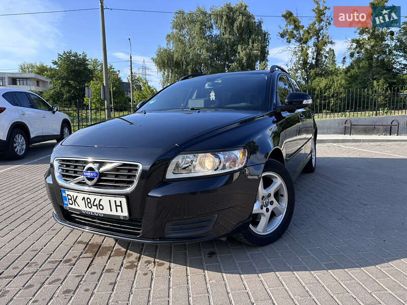 Volvo V50 2011