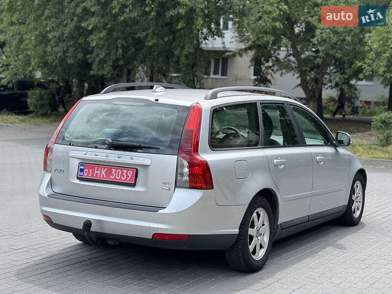 Универсал Volvo V50 2010 в Луцке