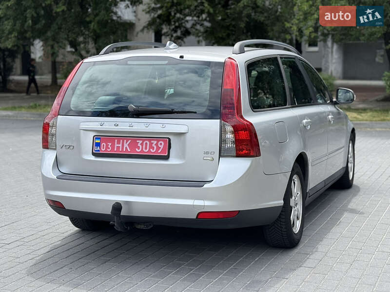 Универсал Volvo V50 2010 в Луцке