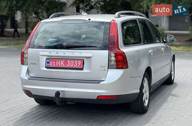 Универсал Volvo V50 2010 в 