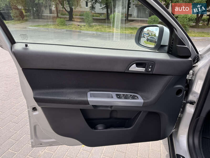 Универсал Volvo V50 2010 в Луцке