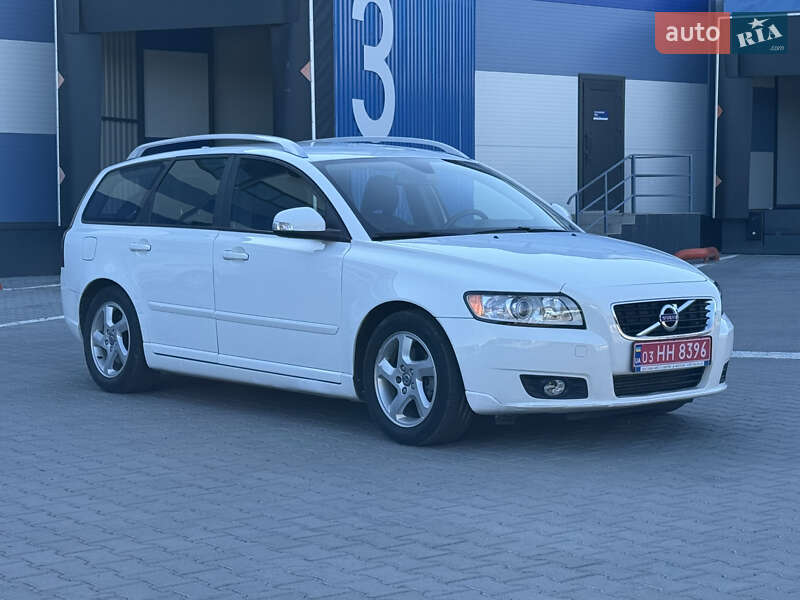 Универсал Volvo V50 2012 в Ровно