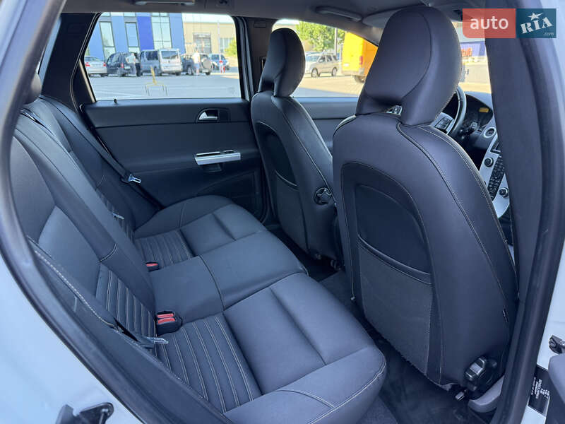 Универсал Volvo V50 2012 в Ровно