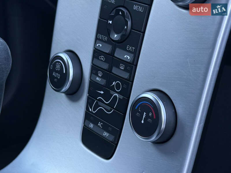 Универсал Volvo V50 2012 в Ровно