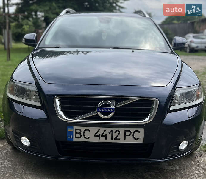 Volvo V50 2011
