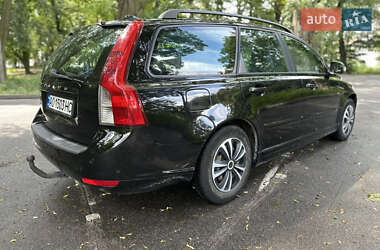 Универсал Volvo V50 2010 в 