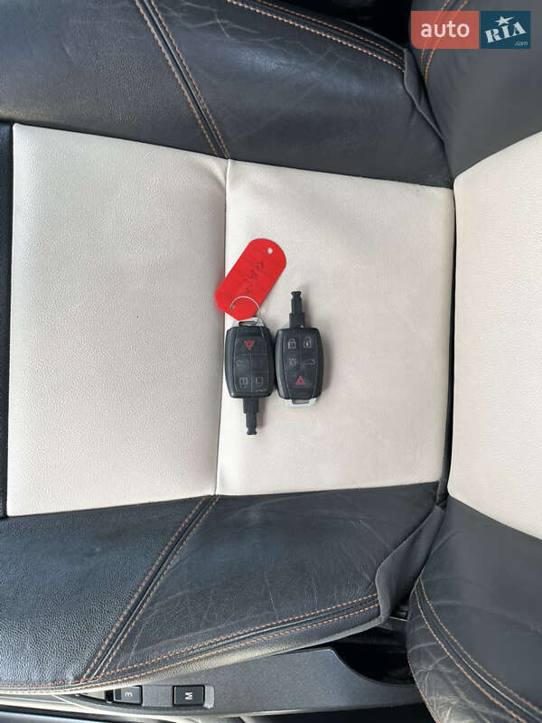 Универсал Volvo V50 2011 в Надворной