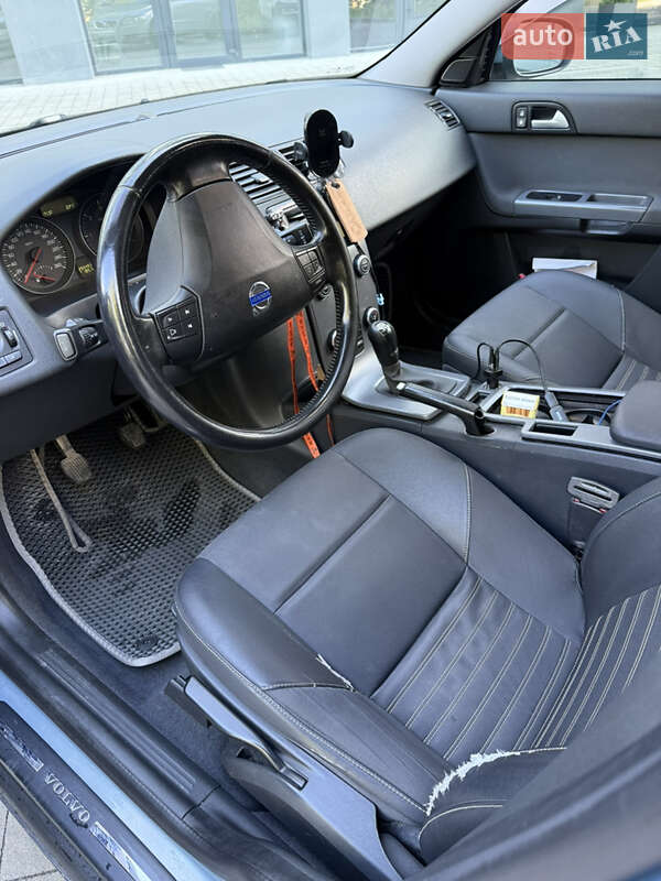 Універсал Volvo V50 2009 в Новояворівську