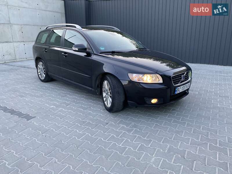 Volvo V50 2009