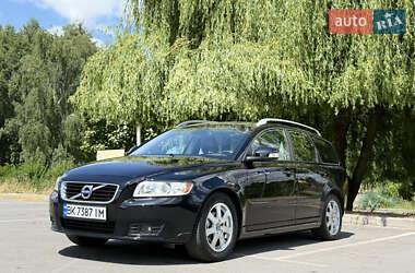 Универсал Volvo V50 2011 в Здолбунове