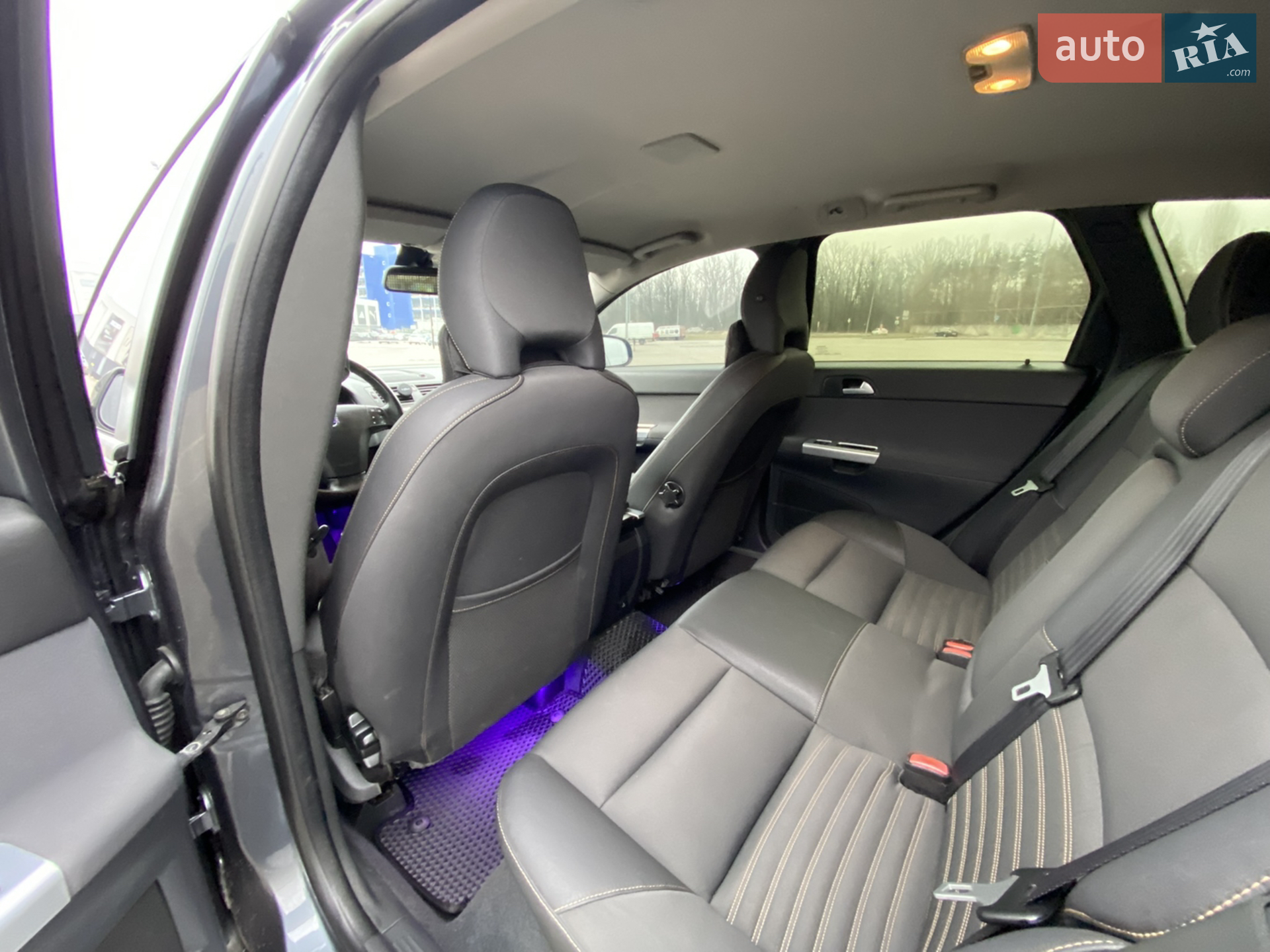 2010 Volvo V50 - мініатюра 14