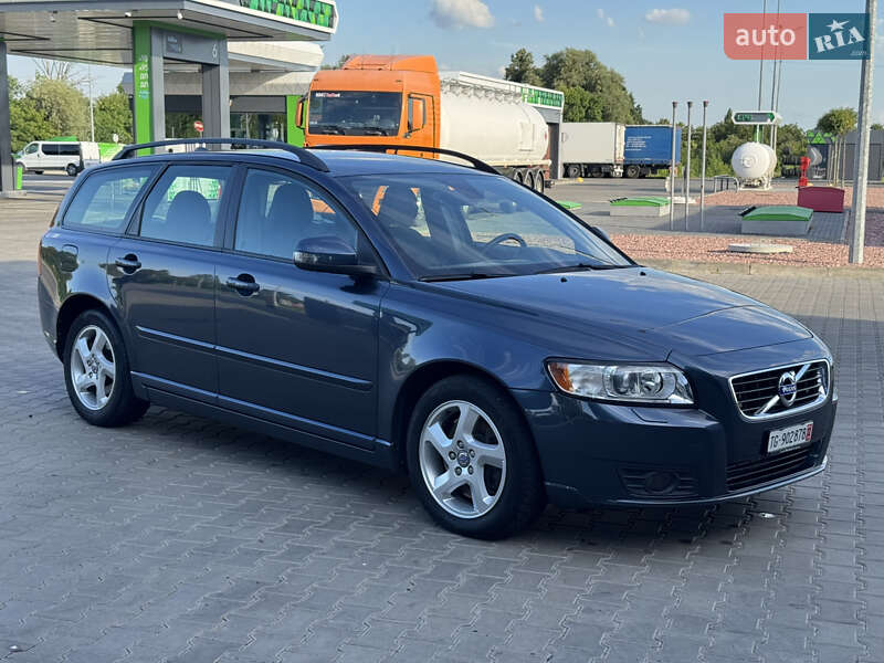 Универсал Volvo V50 2011 в Луцке