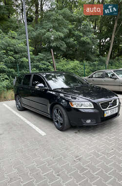 Универсал Volvo V50 2012 в Обухове