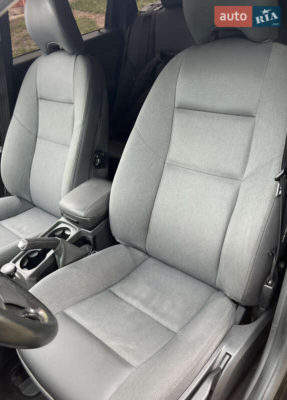 Универсал Volvo V50 2005 в Николаеве фото 12 Универсал Volvo V50 2005 в Николаеве