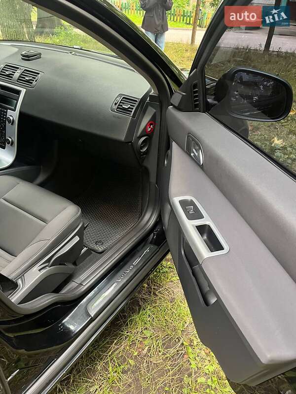 Універсал Volvo V50 2010 в Житомирі фото 5 Універсал Volvo V50 2010 в Житомирі