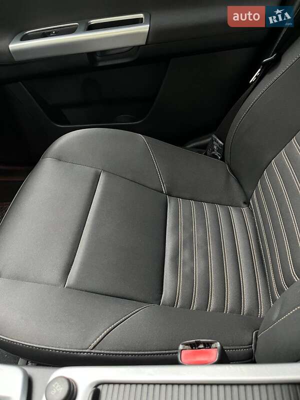 Універсал Volvo V50 2010 в Житомирі фото 18 Універсал Volvo V50 2010 в Житомирі