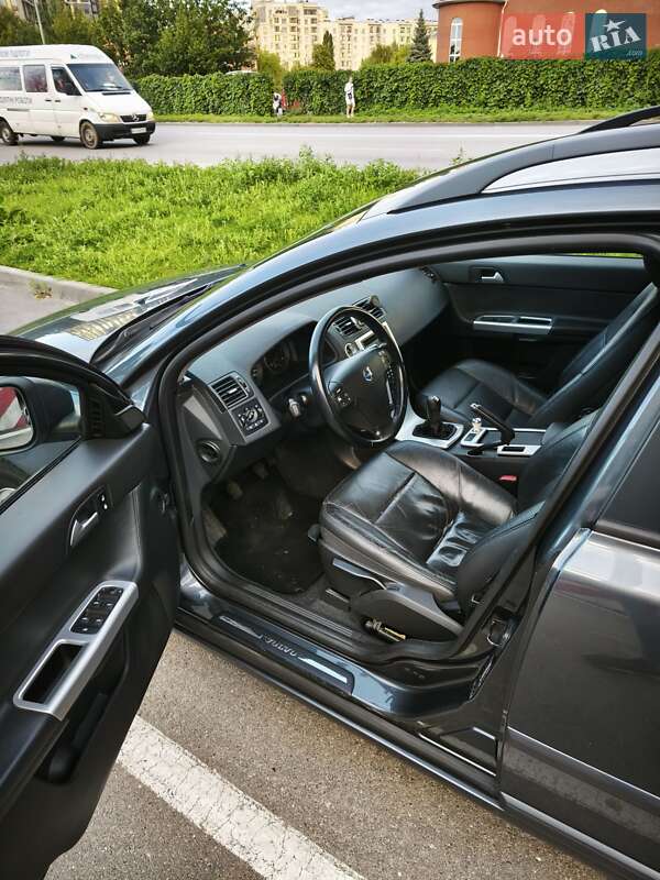 Універсал Volvo V50 2010 в Києві