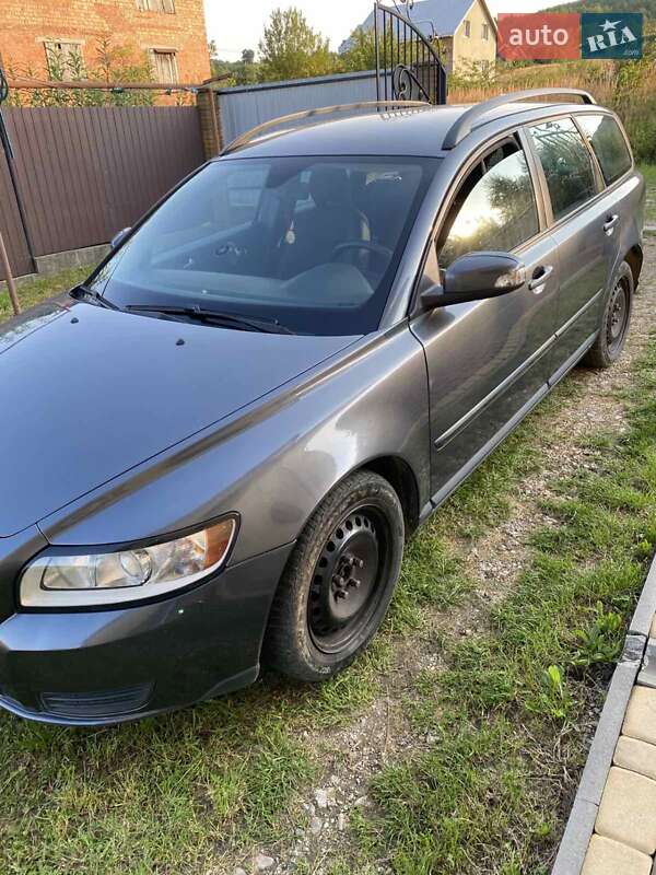 Volvo V50 2008