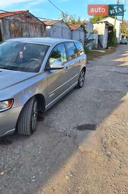Універсал Volvo V50 2012 в Чернівцях