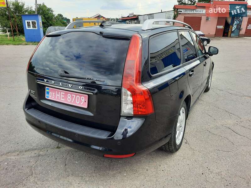 Универсал Volvo V50 2012 в Полтаве