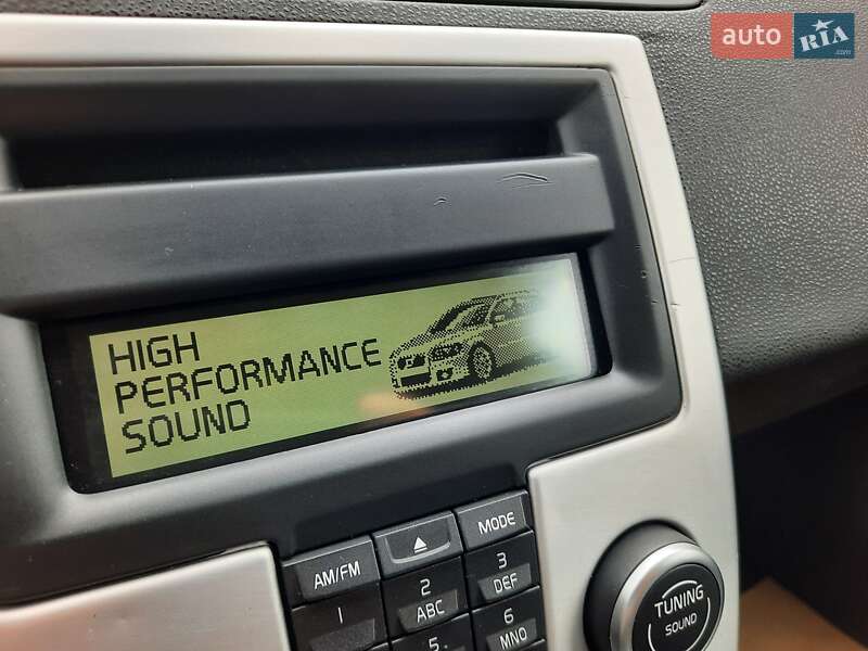 Универсал Volvo V50 2012 в Полтаве