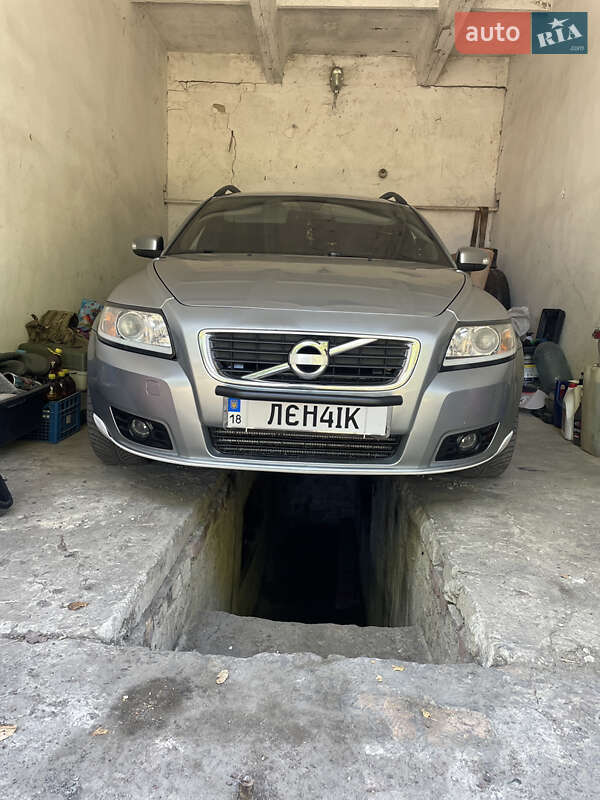 Універсал Volvo V50 2008 в Рівному